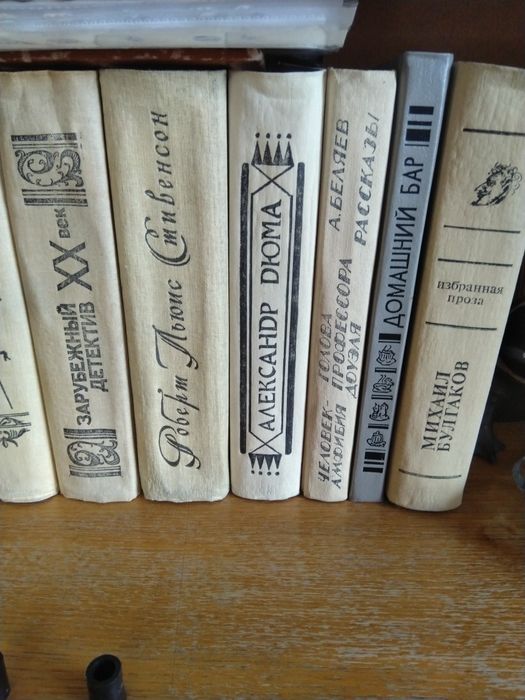 Книги по 500тг.любая