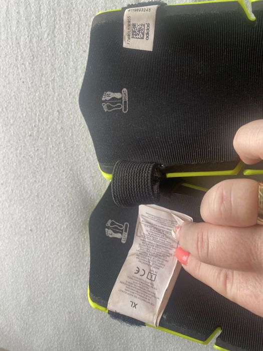 Стоножки 36 номер с подарък кори Адидас