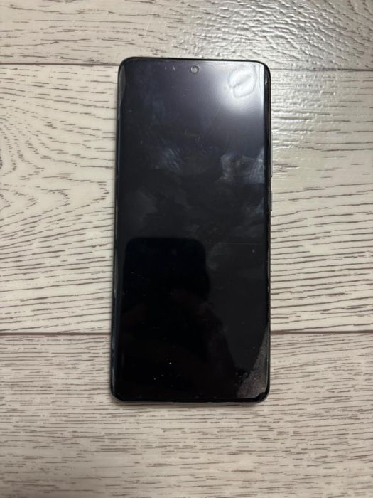 Продам Xiaomi 12