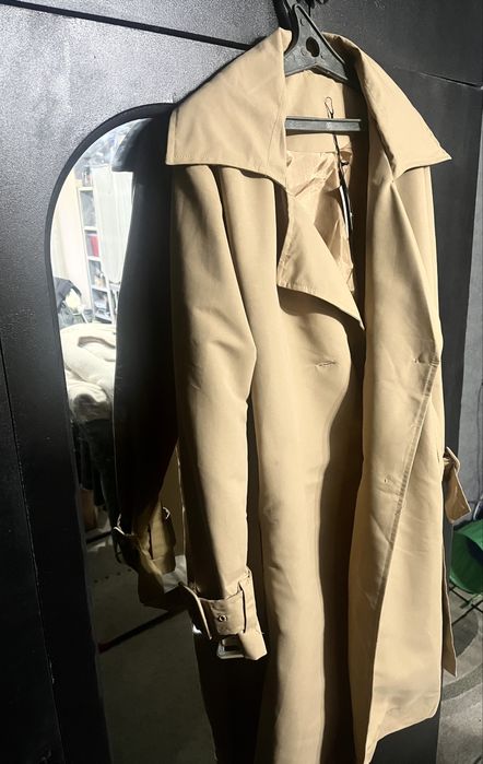 Продам тренч новый