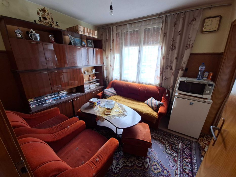 Продава се Тристаен апартамент в Панагюрище - 120 кв.м за 600 €/кв.м - Снимка #9