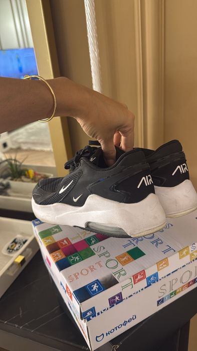 Кроссовки Nike оригинал