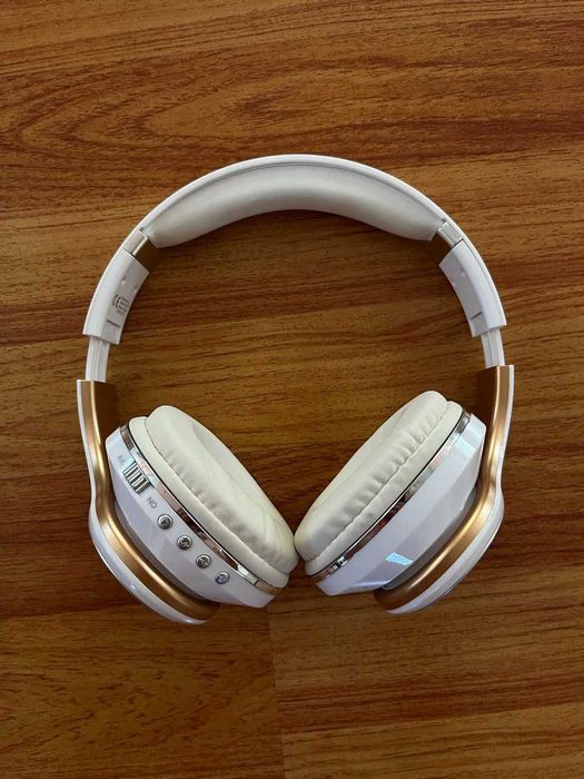 Беспроводные (bluetooth) наушники