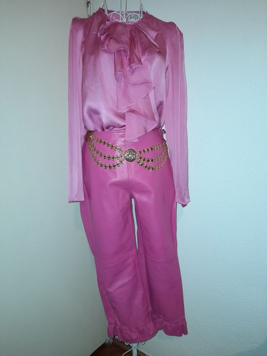 Pantaloni roz Barbie din piele naturala