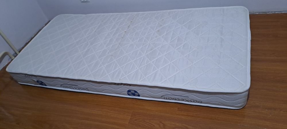 Продам матрац подростковый