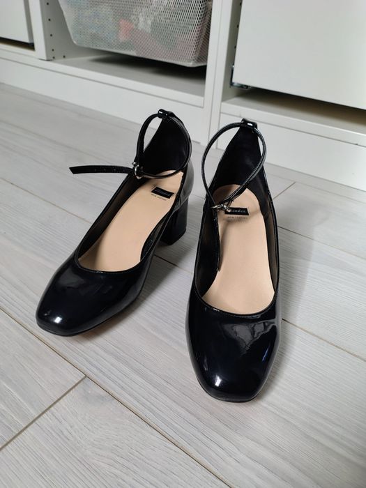 Pantofi piele naturala masura 37