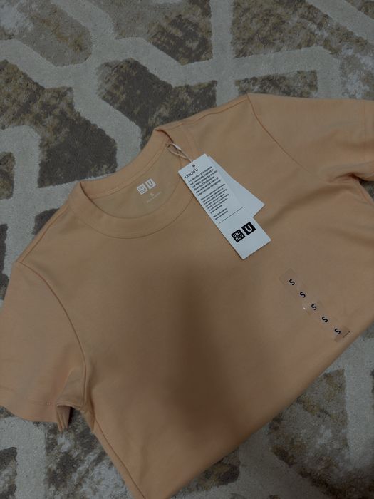 Футболка Uniqlo s