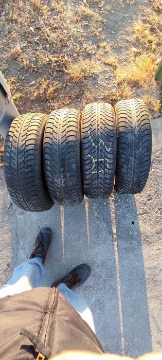 Продавам зимни гуми 175/65/14 M+S