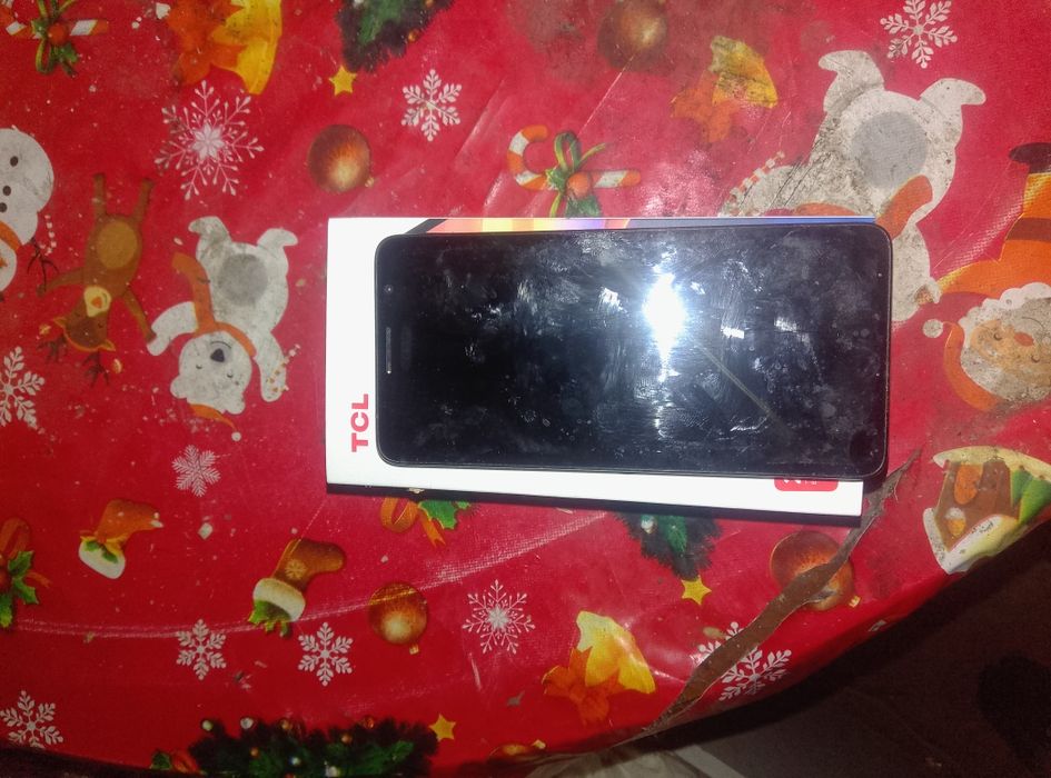 Vând telefon mobil TCL 501