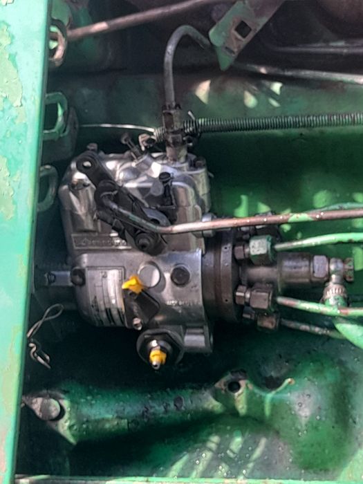 De vanzare tractor johndeer 3640 in stare de functionare