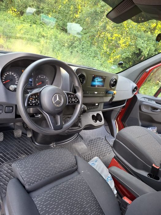 Microbuz Mercedes Sprinter