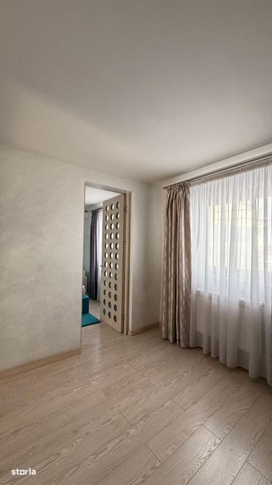 Apartament 5 camere George Enescu de vanzare