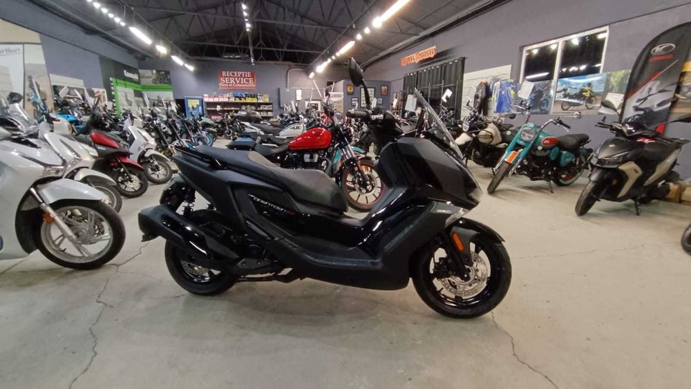 Kymco Downtown GT 125i 2025 nou 0km - Kymco Constanta by EST BIKE