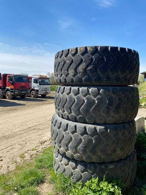 Cauciucuri marca BRIDGESTONE 23,5/25 si 26,5/25