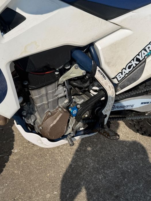 Cross Husqvarna 450