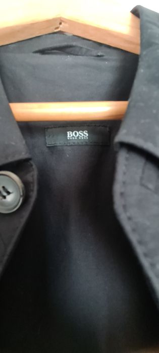 Продам плащ Hugo boss
