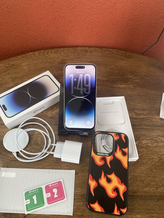 Iphone 14 pro 128 gb silver сребърен + MagSafe зарядно