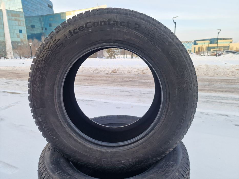 Зимние шины 265/60/18