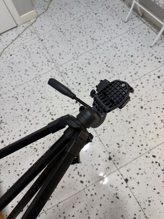 Штатив Fotopro DIGI-9300 Plus.