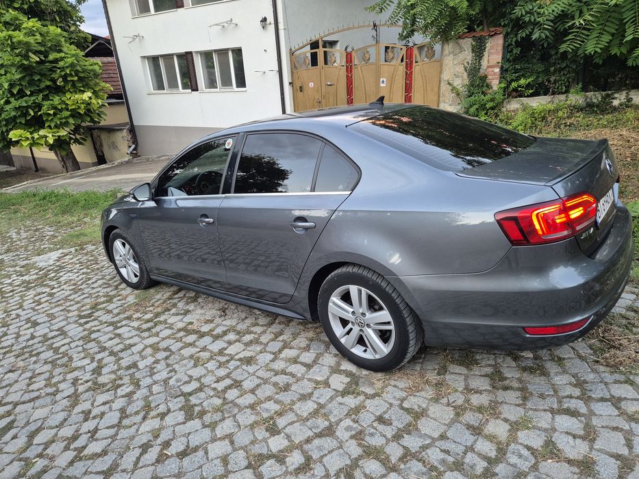 VW Jetta hybrid!!!