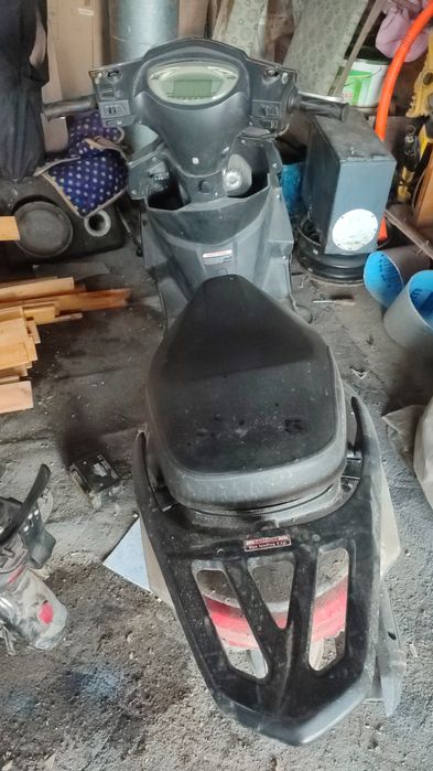 Скутер  мопед скутер