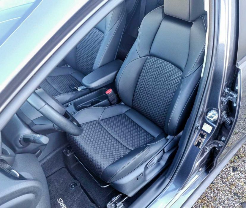 Тойота Ярис хибрид, 1,5/Toyota Yaris hibrid 1,5