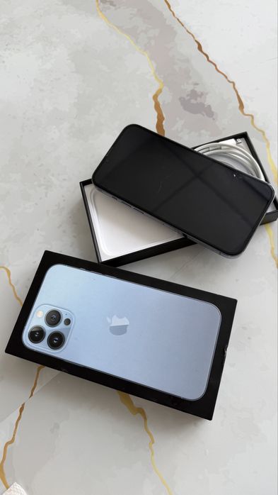 Продам айфон 13 про макс