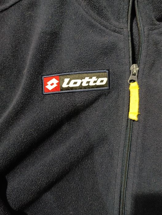 Кофта от Lotto из 2000-х годов