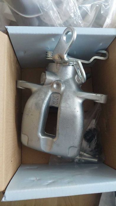 Спирачен апарат HELLA 8AN 355/ 784-631. Алуминий, без държач