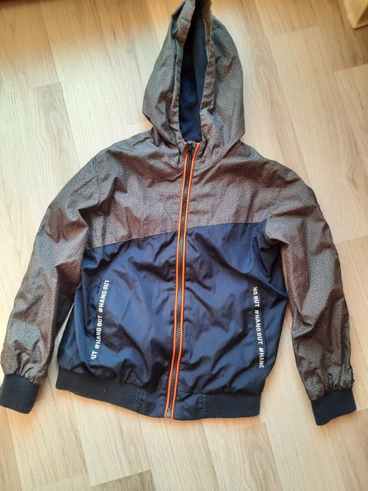 Geaca pt copii ,mărimea 122
