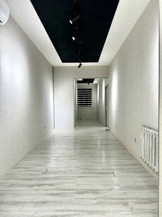 Сдается офис 75 м², Чиланзар, 11 квартал. Без посредников.