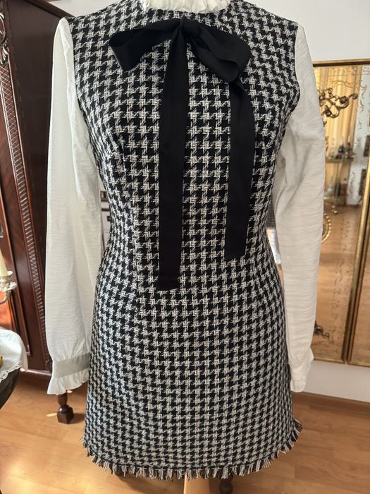 Rochita superba din lânǎ si bumbac