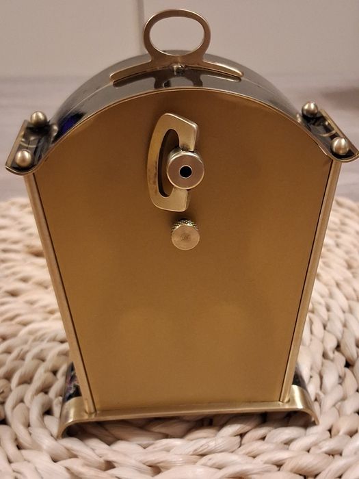 Продавам 2 бр. часовници Schatz , 7 дневни, с вертикален баланс.