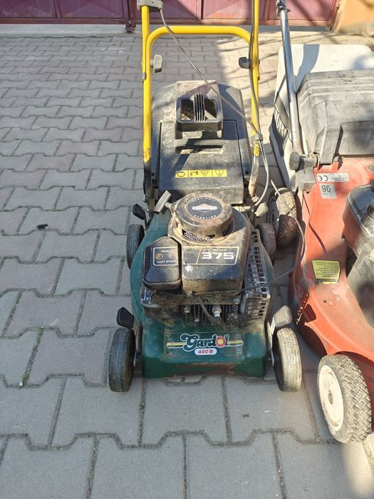 Mașini de tuns gazon