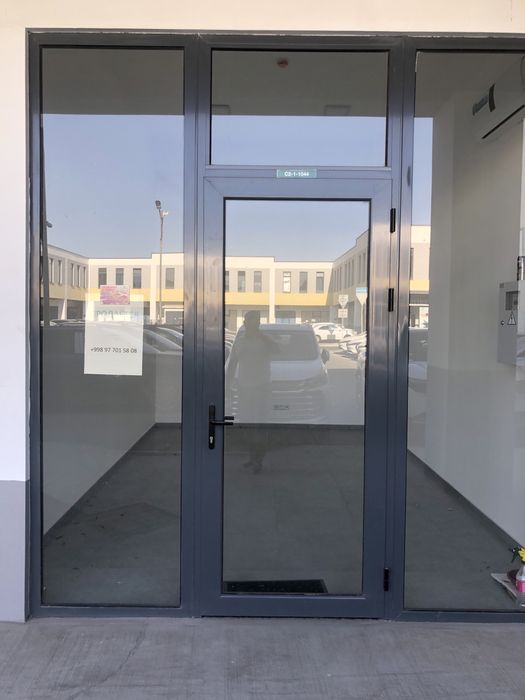 Индехс бозорда дукон сотилади 19 м2