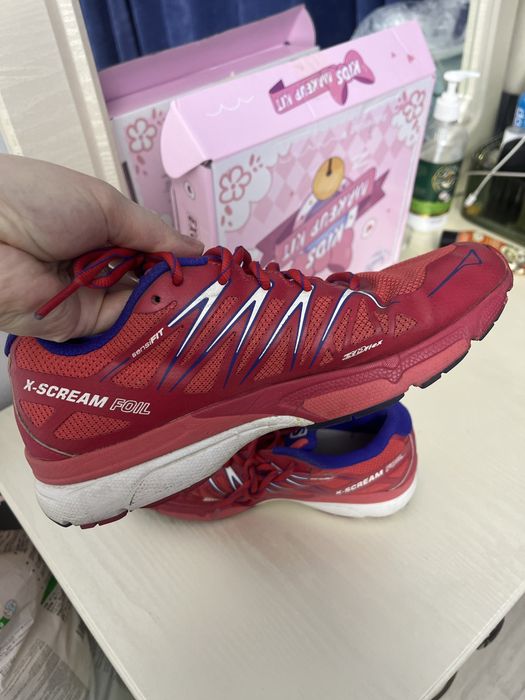 Кроссовки для бега