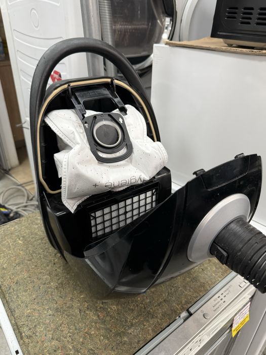 Прахосмукачка Siemens Q 4.0 SilencePower allegry