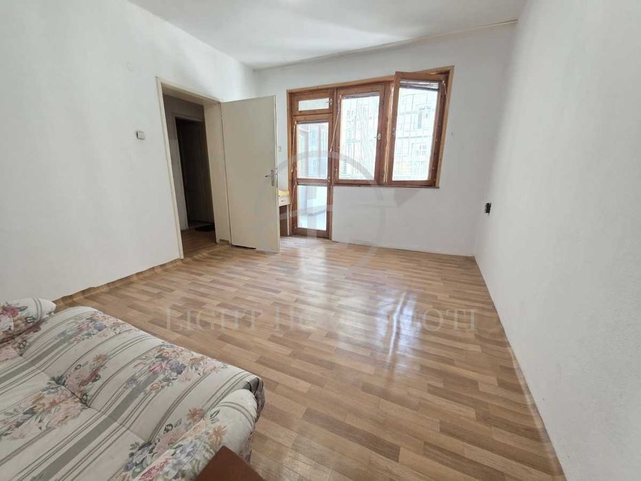 Продава се Тристаен апартамент в Пловдив, Център - 105 кв.м за 2286 €/кв.м - Снимка #7