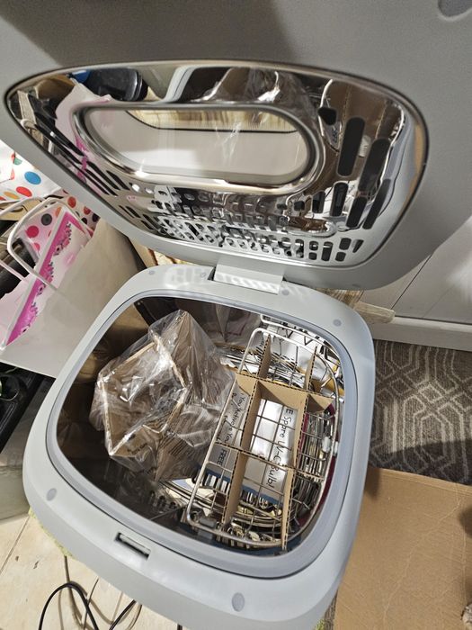 UV стерилизатор за бебешки принадлежности  ELVAS