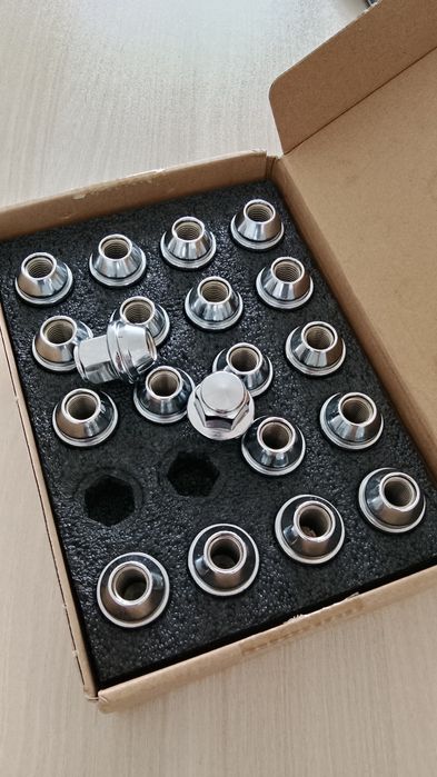 Гайки 12х1.5, ключ 19, Форд, Тойота, Хонда, Митсубиши, Лексус