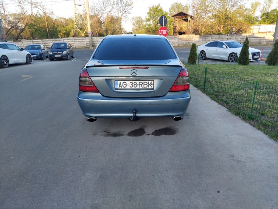 Vând mercedes e klass