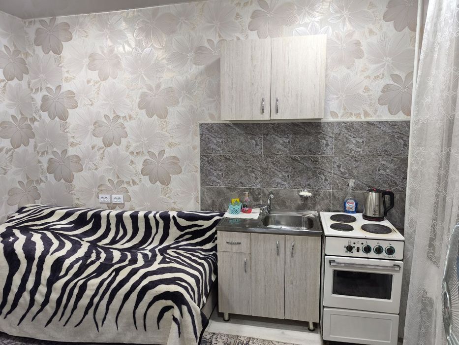 1 комнатную квартиру Сергели 2. Студия с обстановкой. Бывшее общежитие