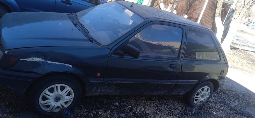 Продам машину Форд фиеста