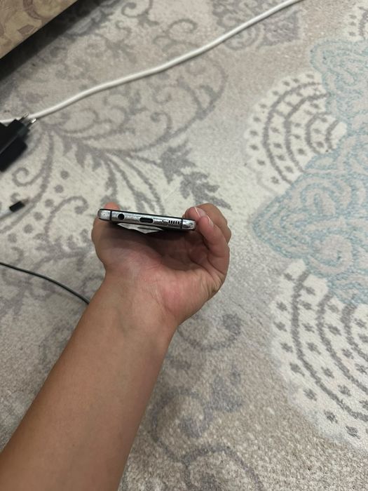Продам samsung s10e original