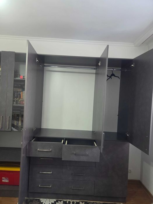 Стулья для гостиной или для кухни