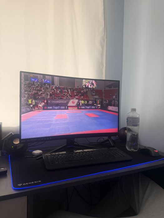 MSI Optix MAG271C