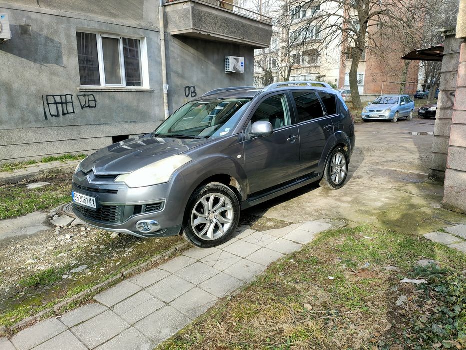 Citroen C-Crosser  Executive 2.4 LPG