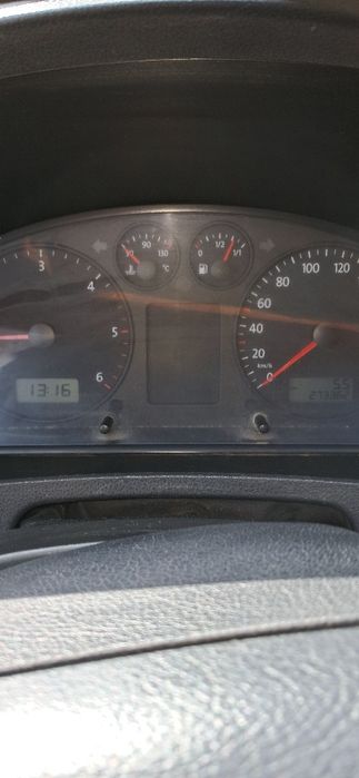 VW Transporter t5 motor 1.9/schimb cu Logan
