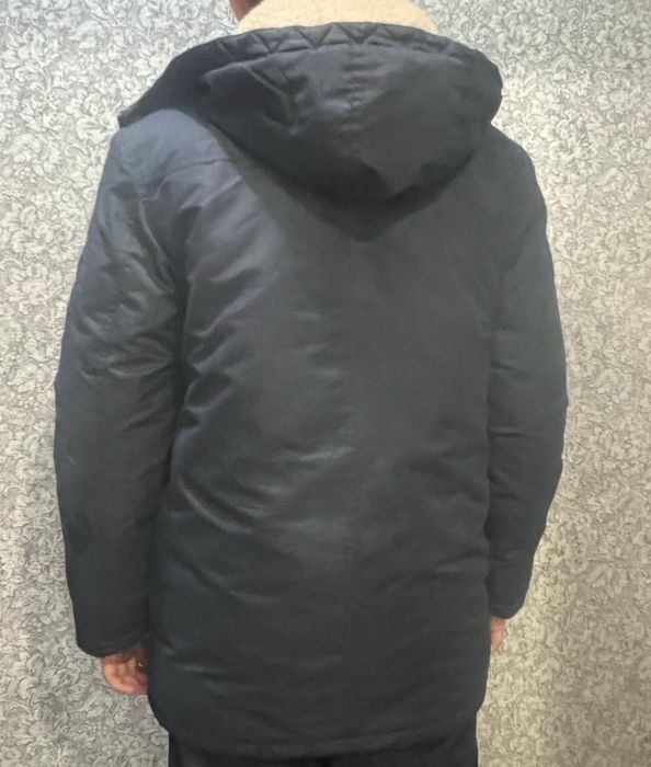 Продам детскую куртку Аляска