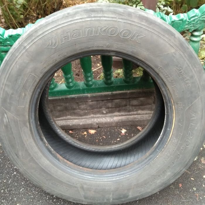 Продам автошины на грузовой транспорт